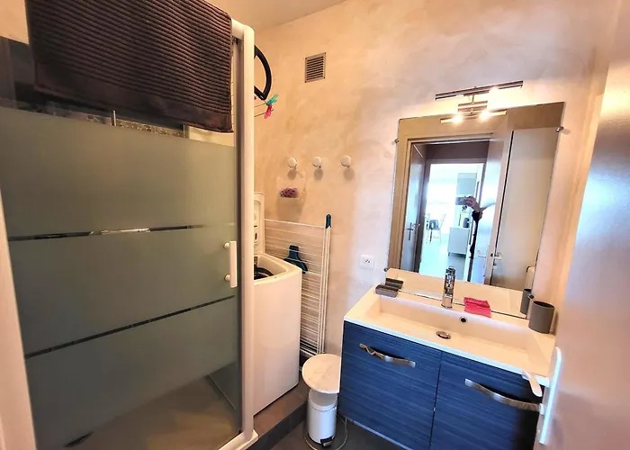 Renove Face A La Avec Balcon Et Garage - Fr-1-92-948 Апартаменты