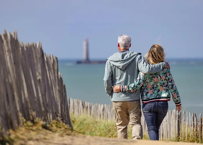 Renove Face A La Avec Balcon Et Garage - Fr-1-92-948 Апартаменты