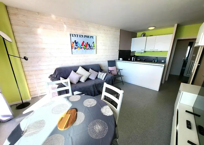 Renove Face A La Avec Balcon Et Garage - Fr-1-92-948 Apartmán Les Sables-dʼOlonne